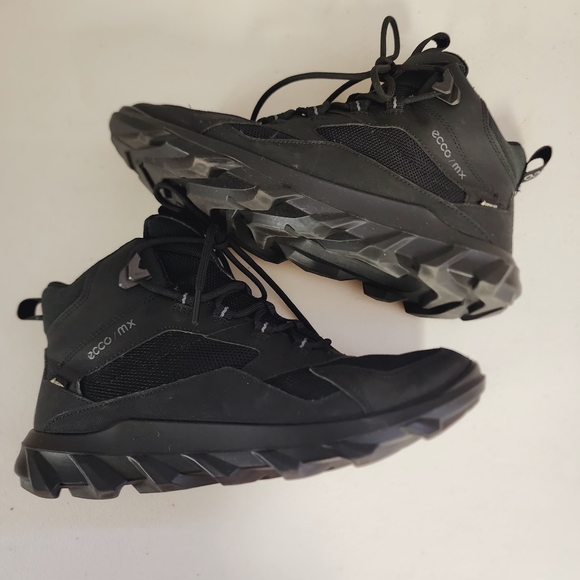 ECCO Women's MX GTX Waterproof Cold Weather Mid Boot LIKE NEW NO RIP NO FLAWS - Picture 11 of 16